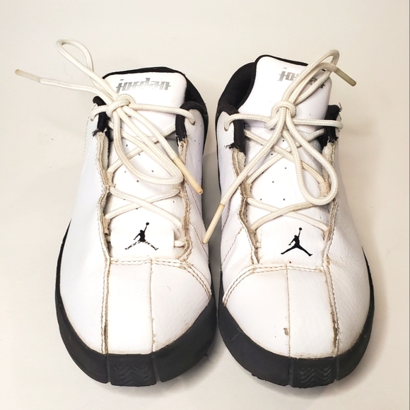 Nike Air Jordan TE 2 Low A02102-101 White Black Basketball Shoes Size 10C Childs - Picture 3 of 6